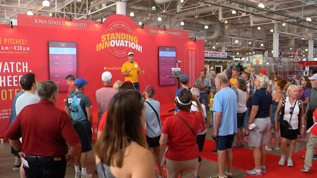 ISU students pitch business ideas at the Iowa State Fair