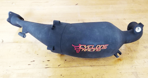 Cyclone Racng air intake with logo
