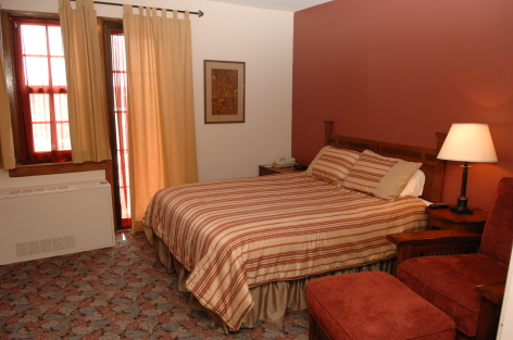 MU hotel room at Iowa State in 2007.