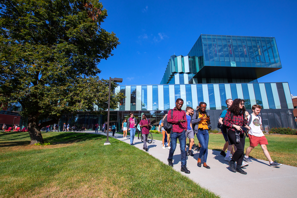 Students exit the Student Innovation Center on the first day of the fall 2022 semester, August 22, 2022.